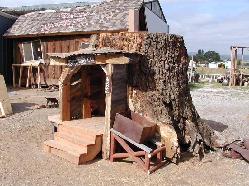 The Daniels Wood Land Shop